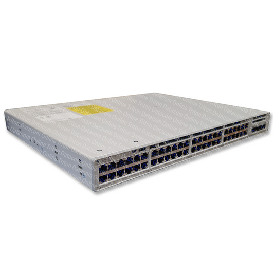 C9200-48P-E - Cisco Catalyst 9200 Switch with 48-port PoE+, Modular Uplink, Network Essentials